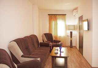 Апарт-отели Aurora Hotel Ереван Двухместный номер с 2 отдельными кроватями-1